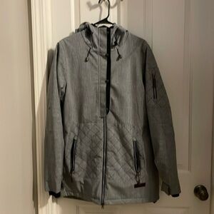 Liquid women’s size large boarding/ski jacket in gray